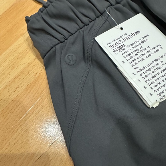 Brand New Lululemon Stretch High-Rise Jogger - Picture 10 of 12